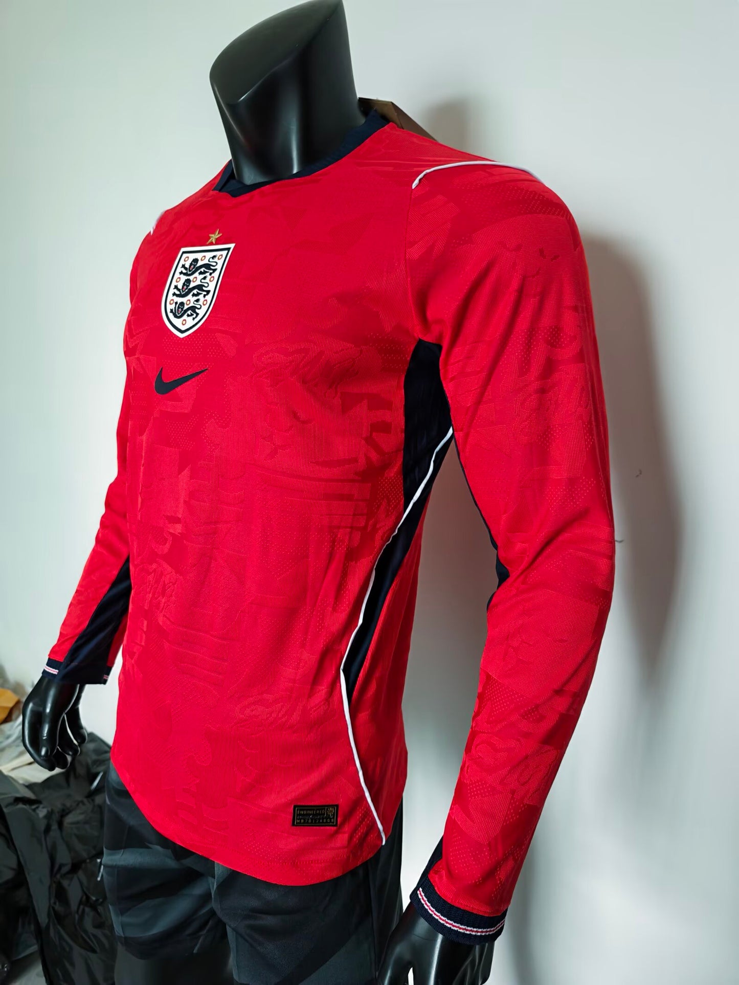 England 2026/2027 Away Long Sleeve Player Version Football Jersey