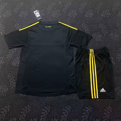 Retro Real Madrid 2011/2012 Goalkeeper Fan Version Football Jersey