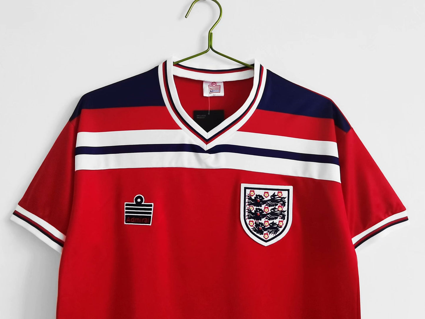 Retro England 1982 Away Football Jersey