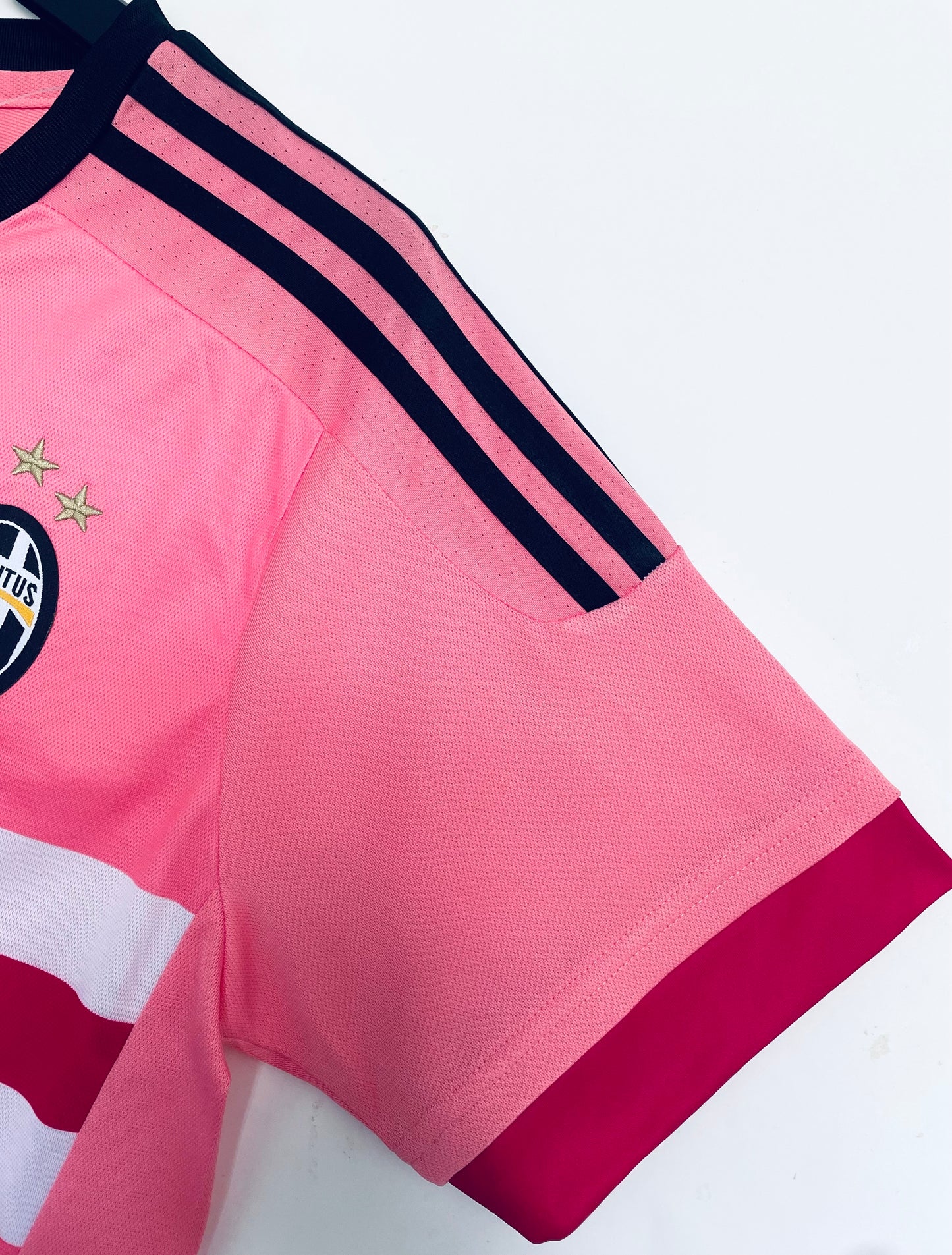 Retro Juventus 2015/2016 Away Football Jersey