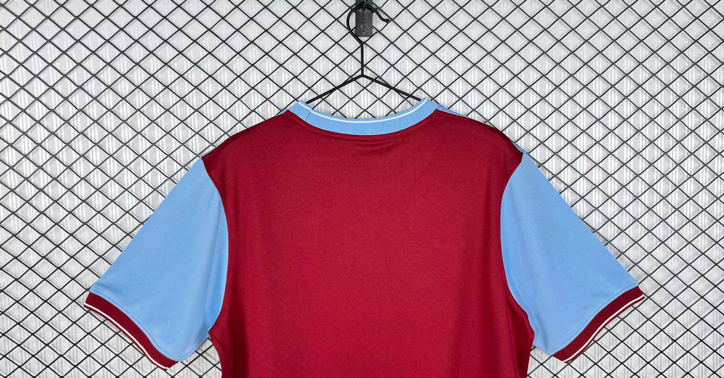 Retro Aston Villa home Jersey 2009-2010