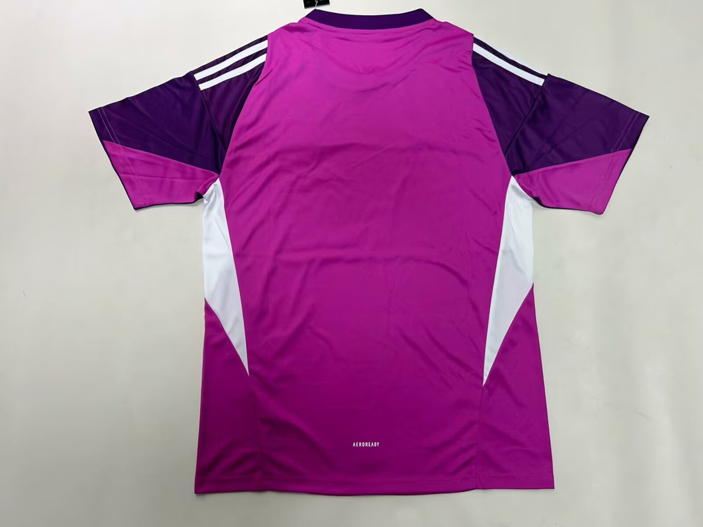 Real Madrid 2025/2026 Goalkeeper Fan Version Football Jersey
