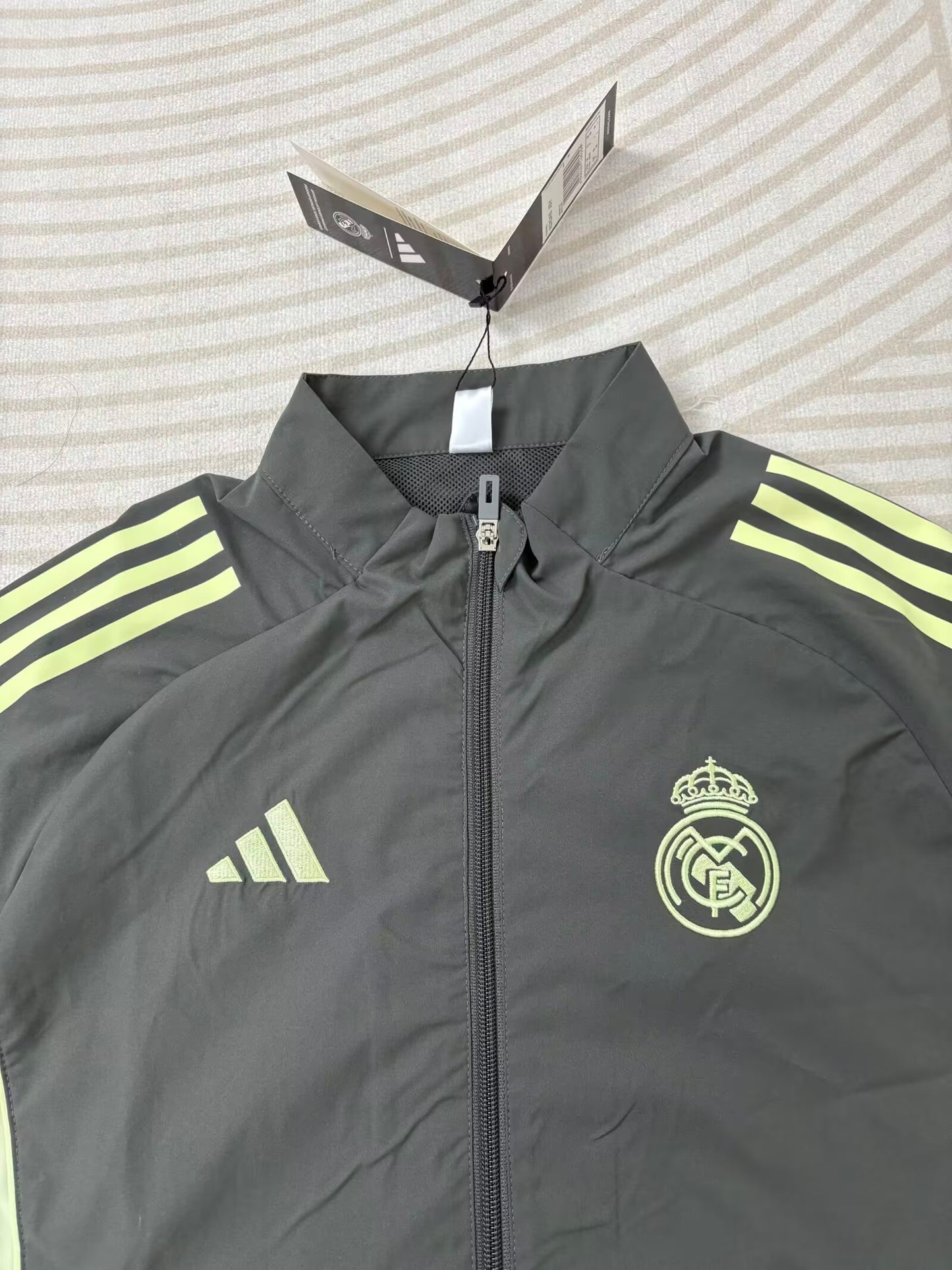 Real Madrid 2025/2026 Windbreaker