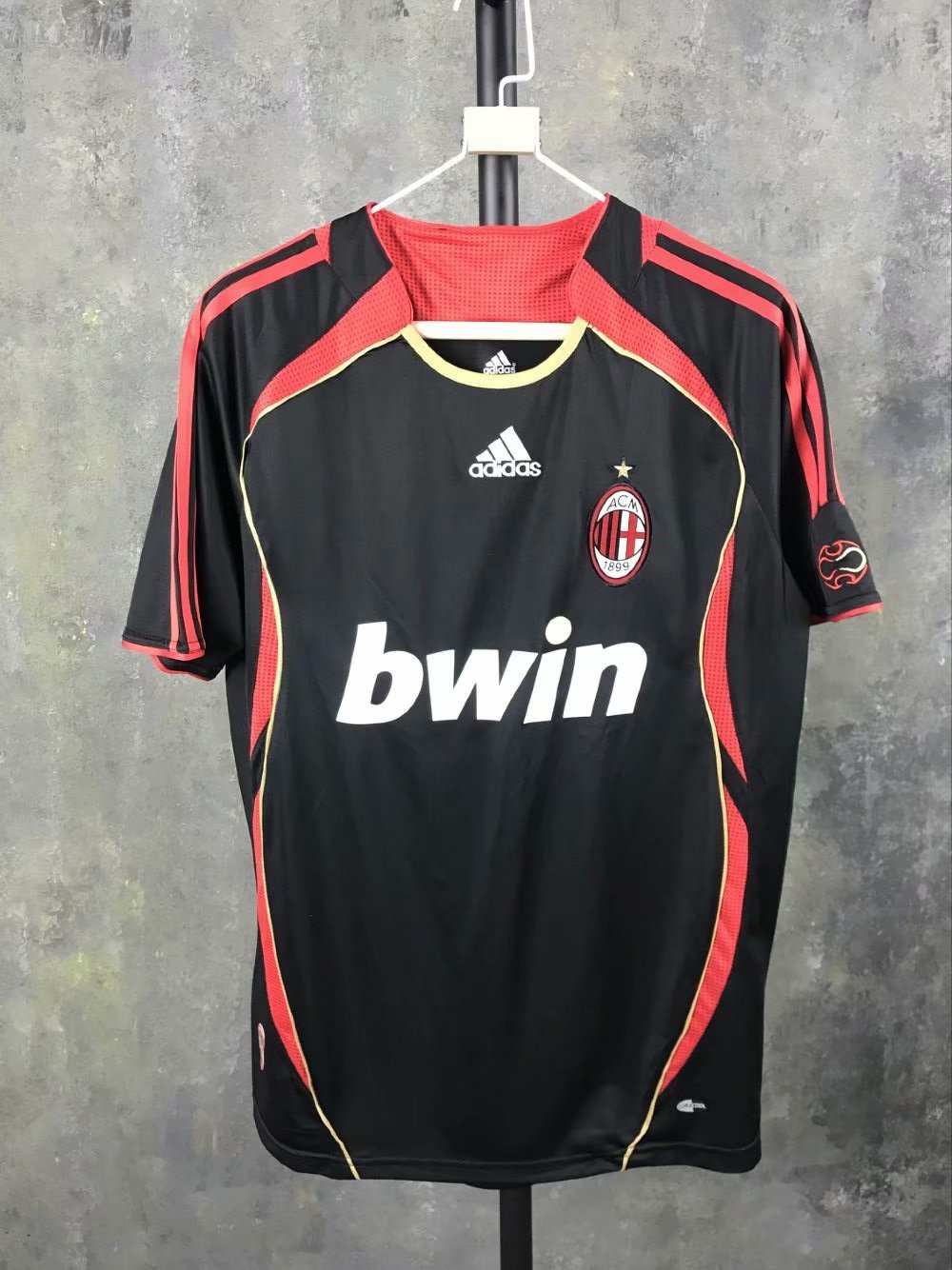 Retro AC Milan 2006/2007 Away Football Jersey