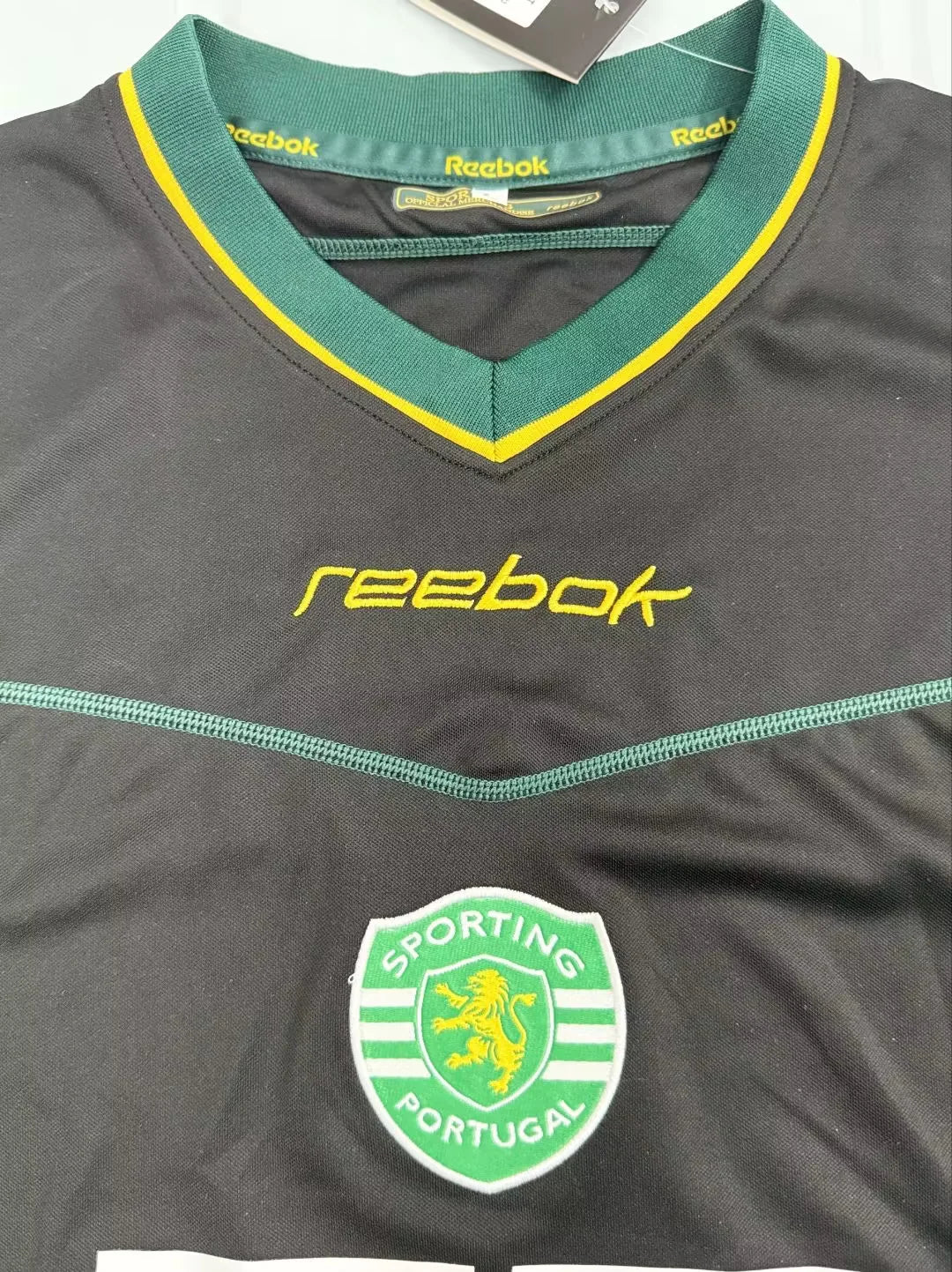 Retro Lisbon 2002/2003 Away Football Jersey