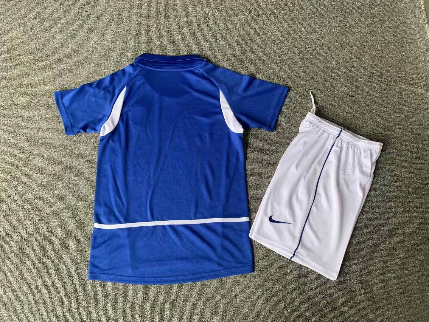 Retro Kids jerseys 2002 Kids Away Football Jersey