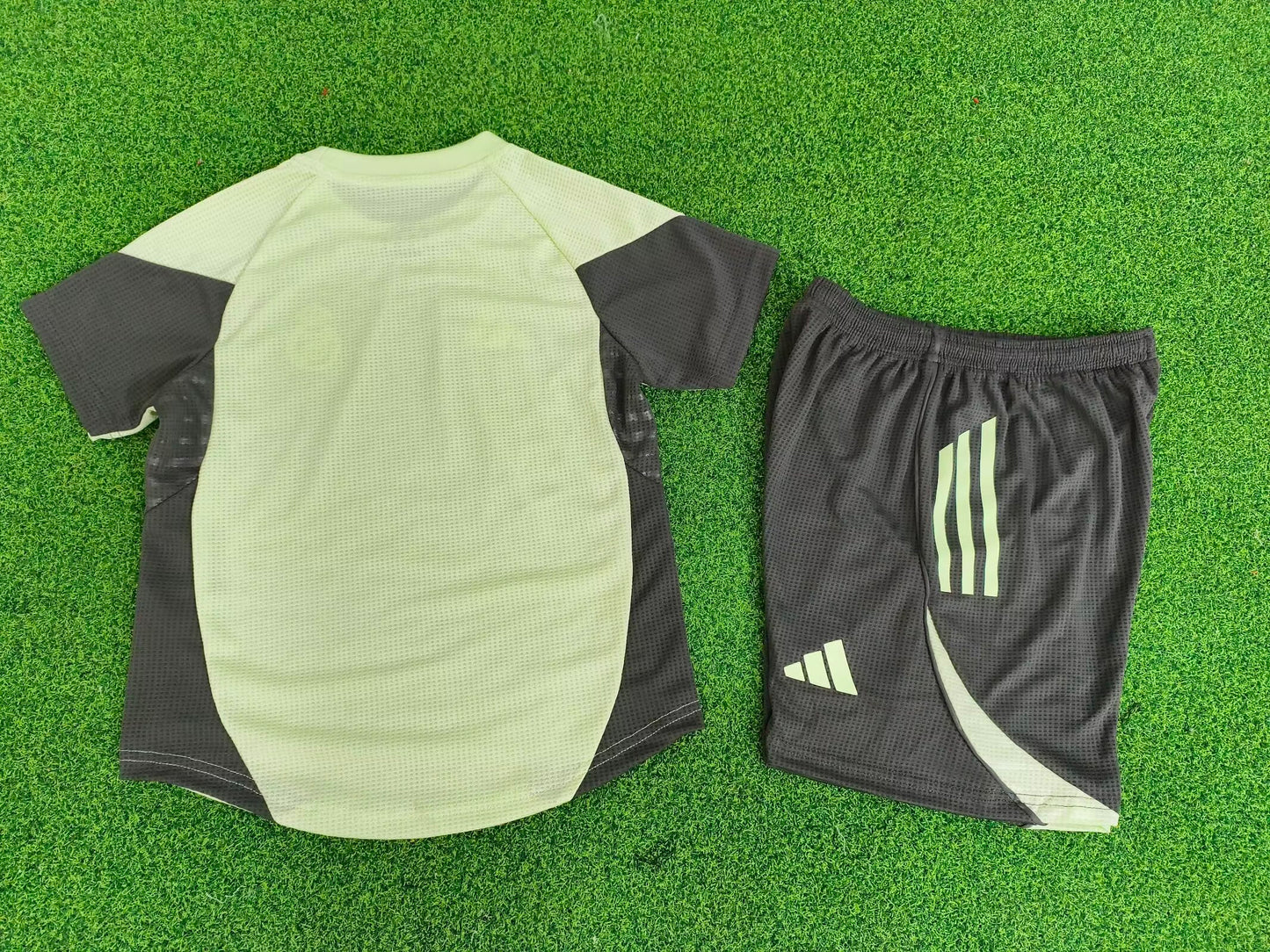 Kids jerseys 2025/2026 Kids Player Version Football Jersey