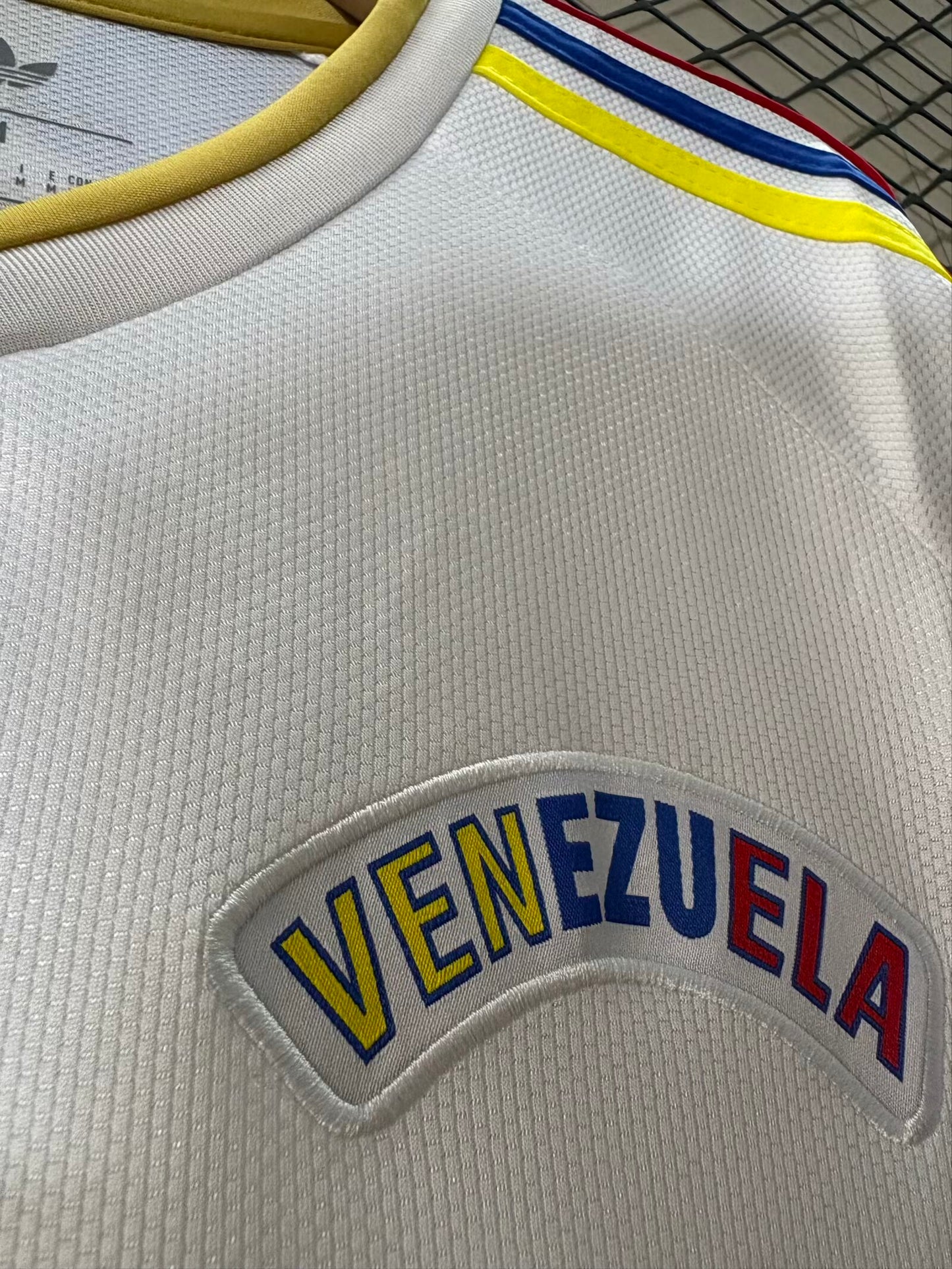 Venezuela 2026/2027 Away Fan Version Football Jersey