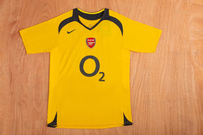 Retro Arsenal 2005/2006 Away Football Jersey