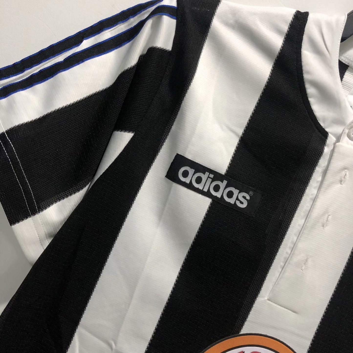 Retro Newcastle United 1995/1996 Home Fan Version Football Jersey