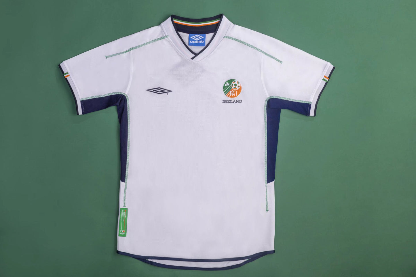 Retro Ireland 2002 Away Football Jersey