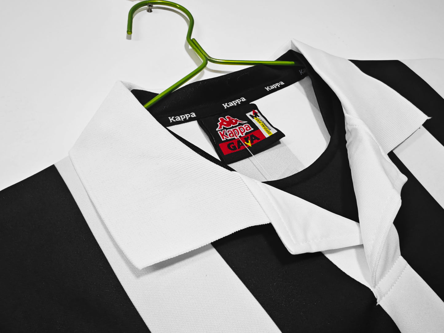 Retro Juventus 1998 Home Football Jersey