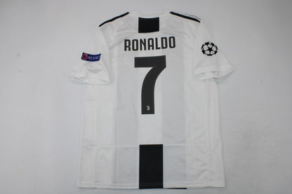 Retro Juventus 2018/2019 Home Football Jersey