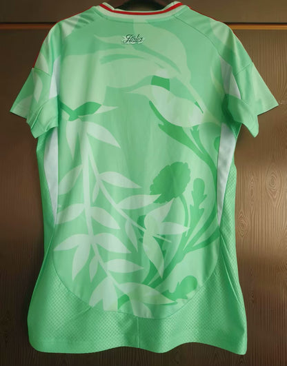 Italy 2024/2025 Women Away Fan Version Football Jersey