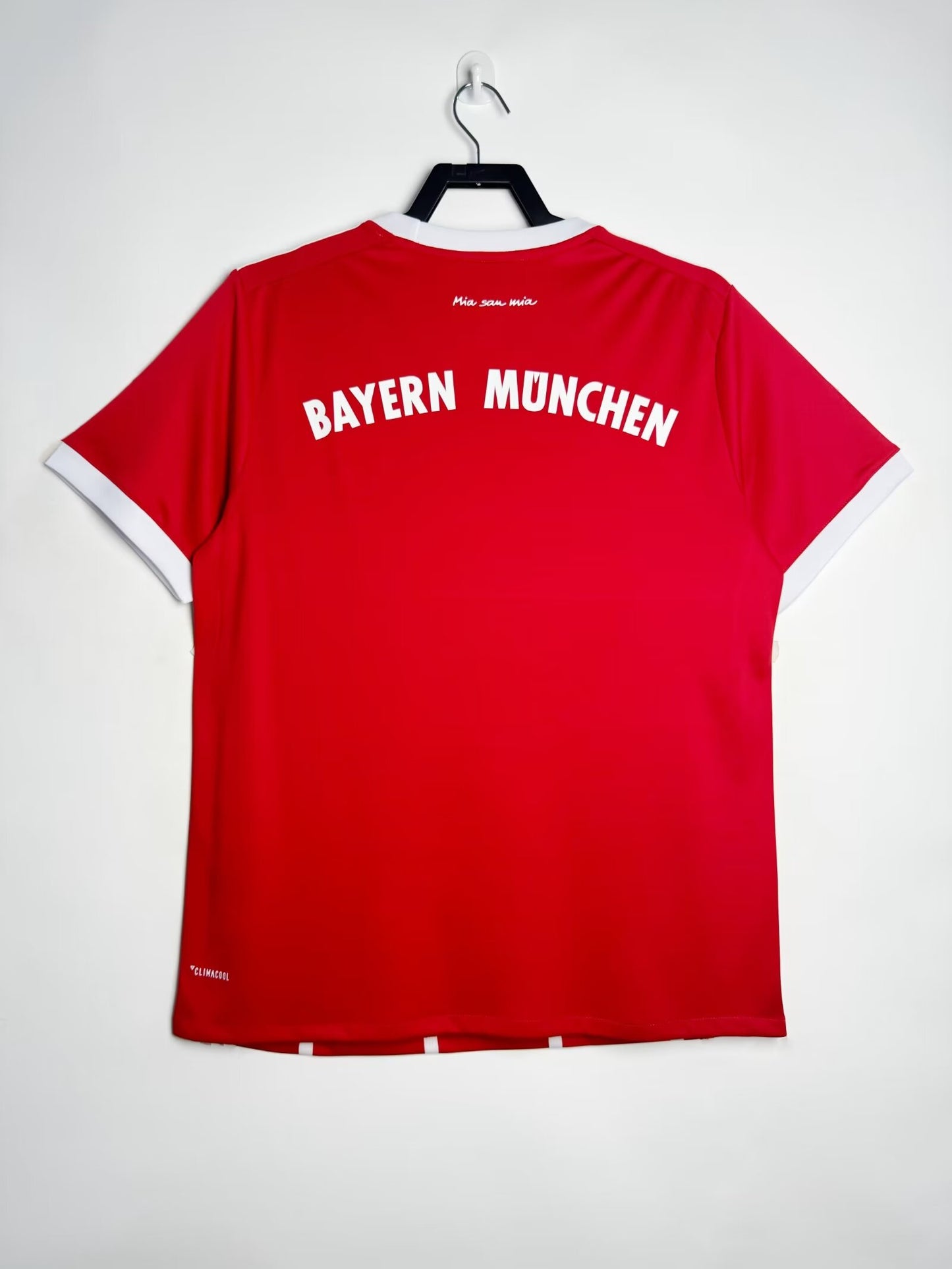 Retro Bayern Munich 2017/2018 Home Football Jersey