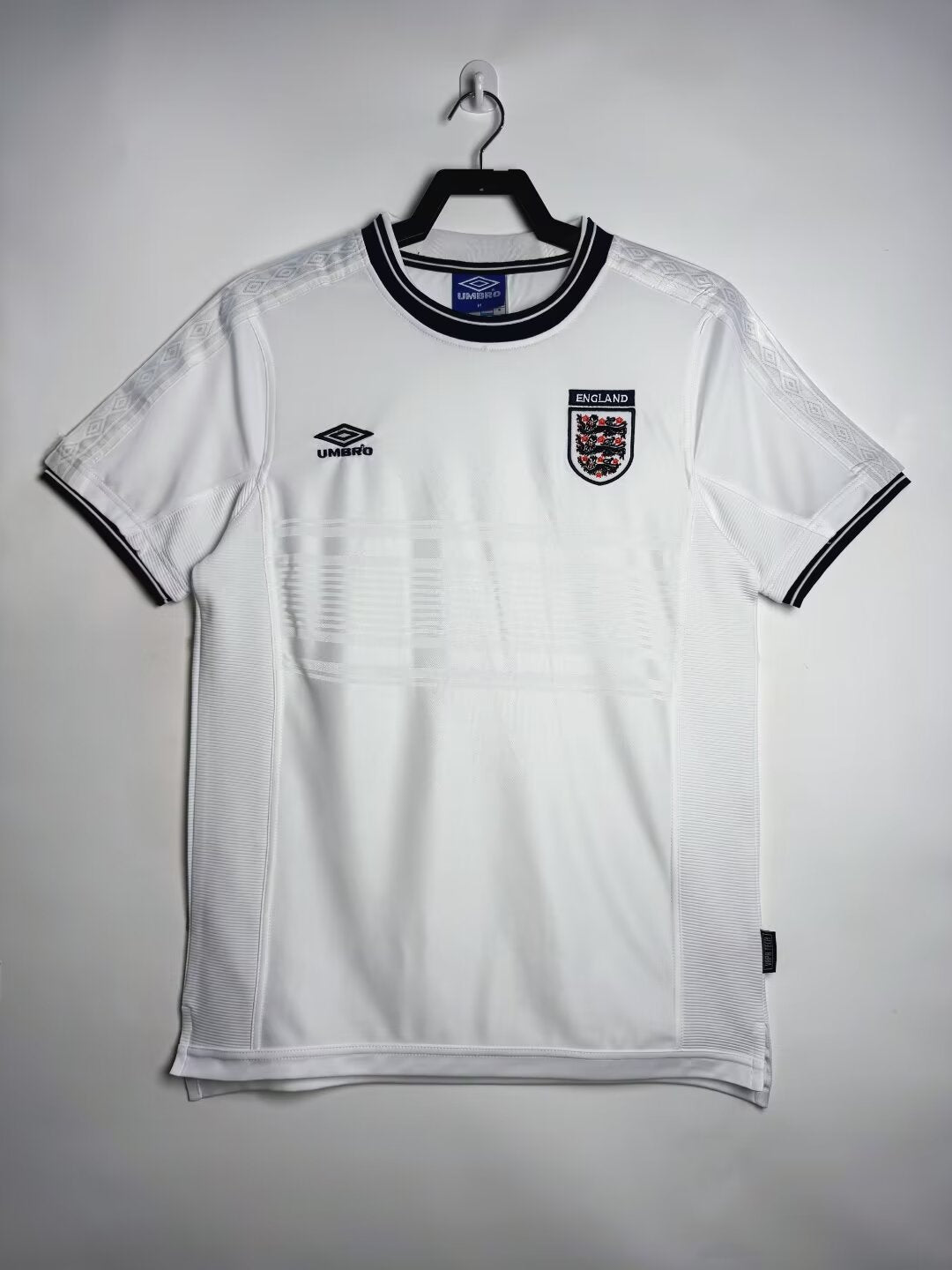 Retro England 1999/2001 Home Fan Version Football Jersey
