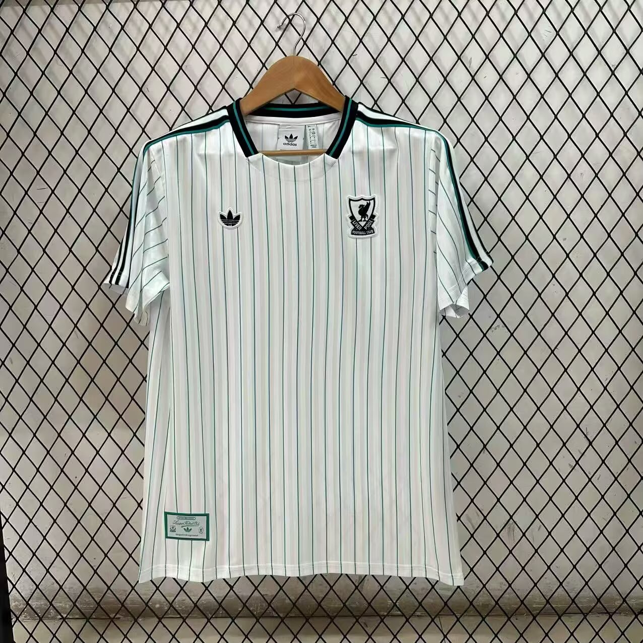 Retro Liverpool Special Edition 2025/2026 Fan Version Football Jersey