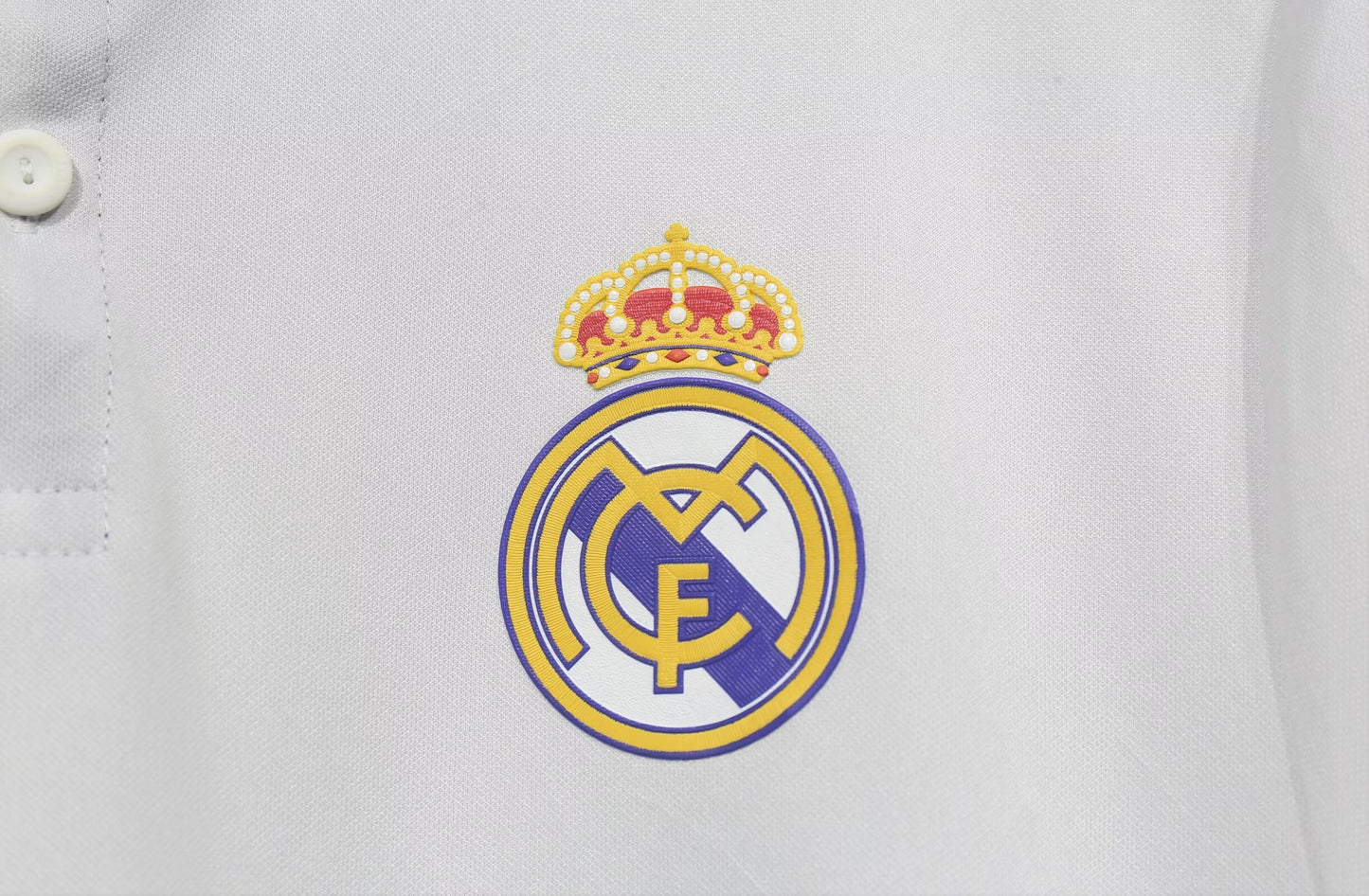 Retro Real Madrid 2016/2017 Home Player Version Football Jersey