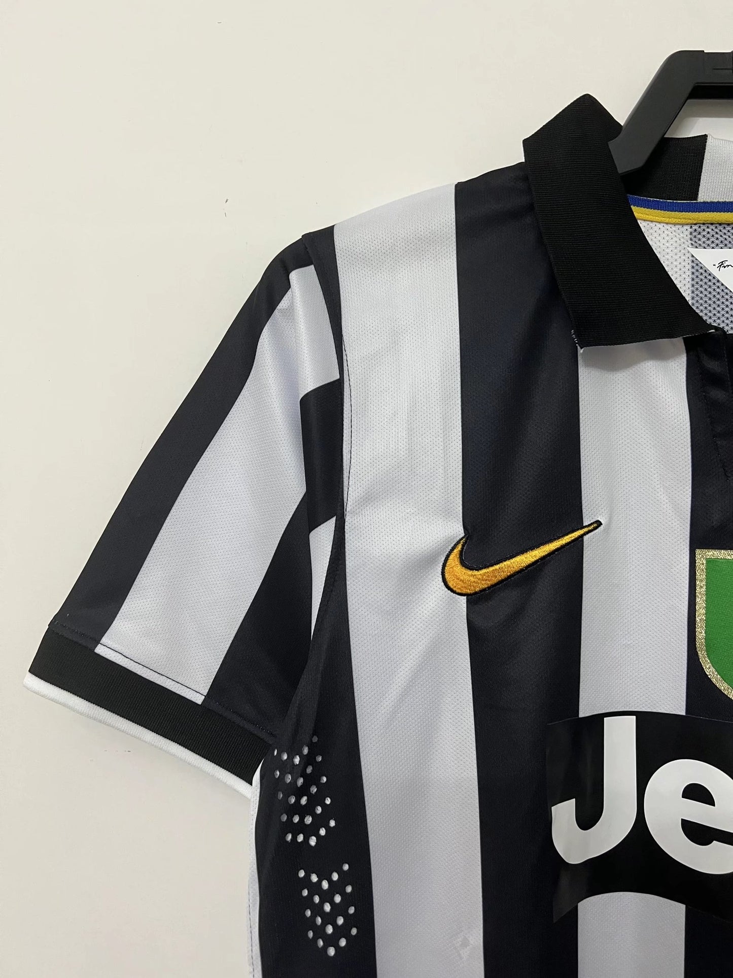 Retro Juventus 2014/2015 Home Football Jersey