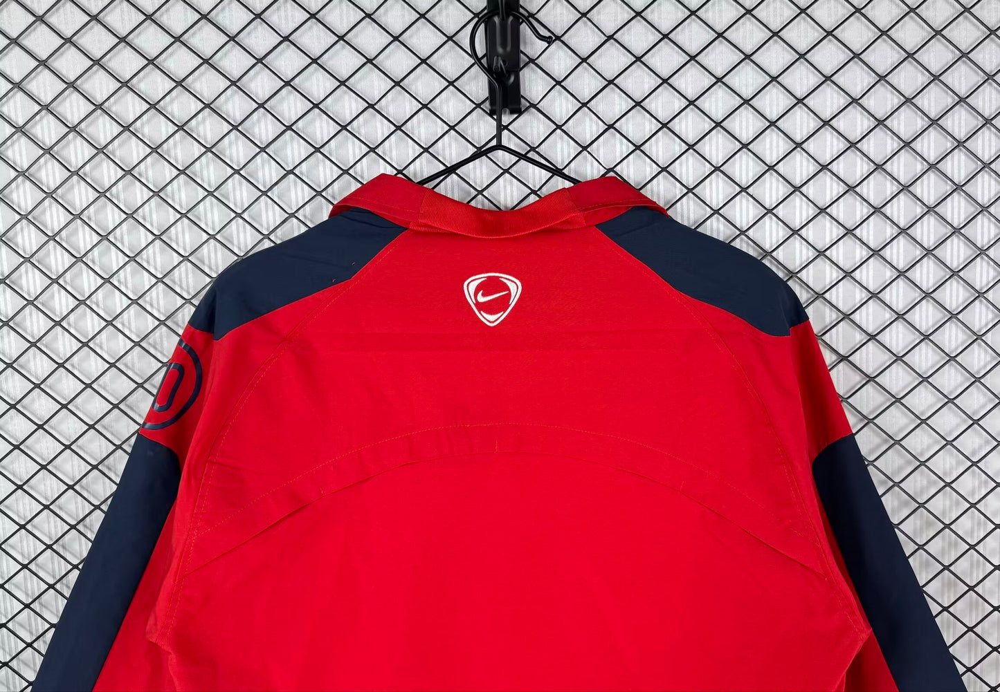 Retro Arsenal Windbreaker Red Jersey 2004-2005