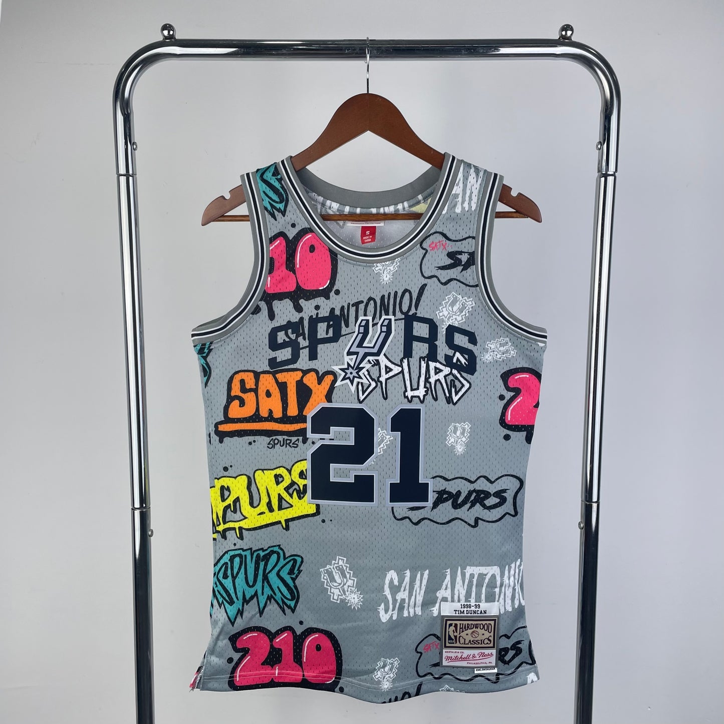 Retro NBA&NFL&MLB 1998/1999 Football Jersey