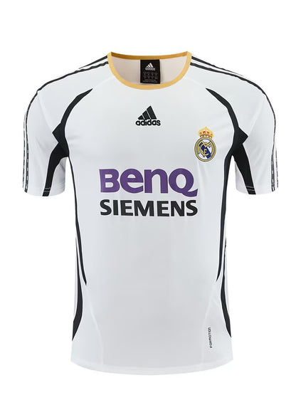 Retro Real Madrid 2006/2007 Fan Version Tracksuit
