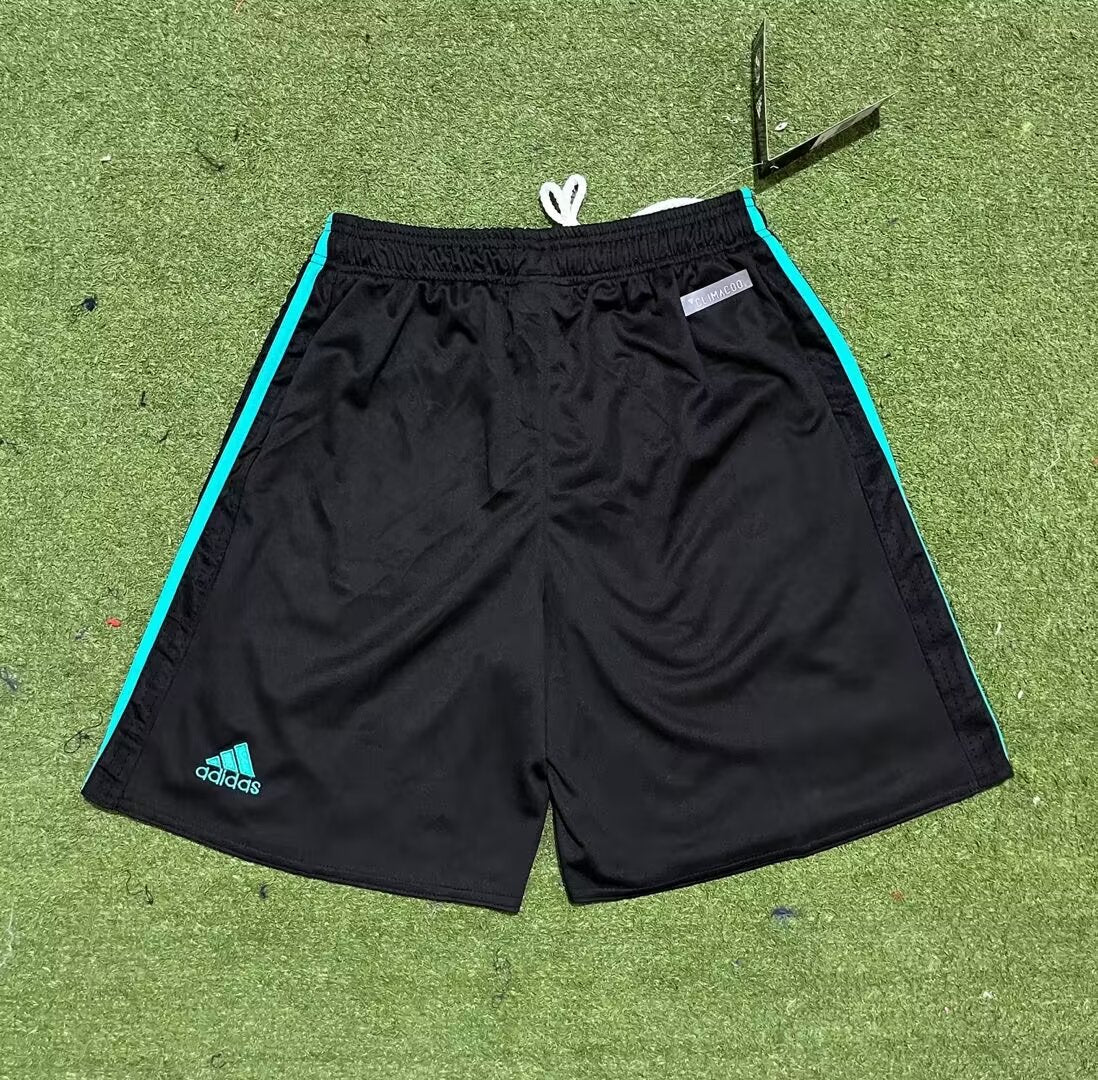 Retro Real Madrid 2017/2018 Away Football Jersey