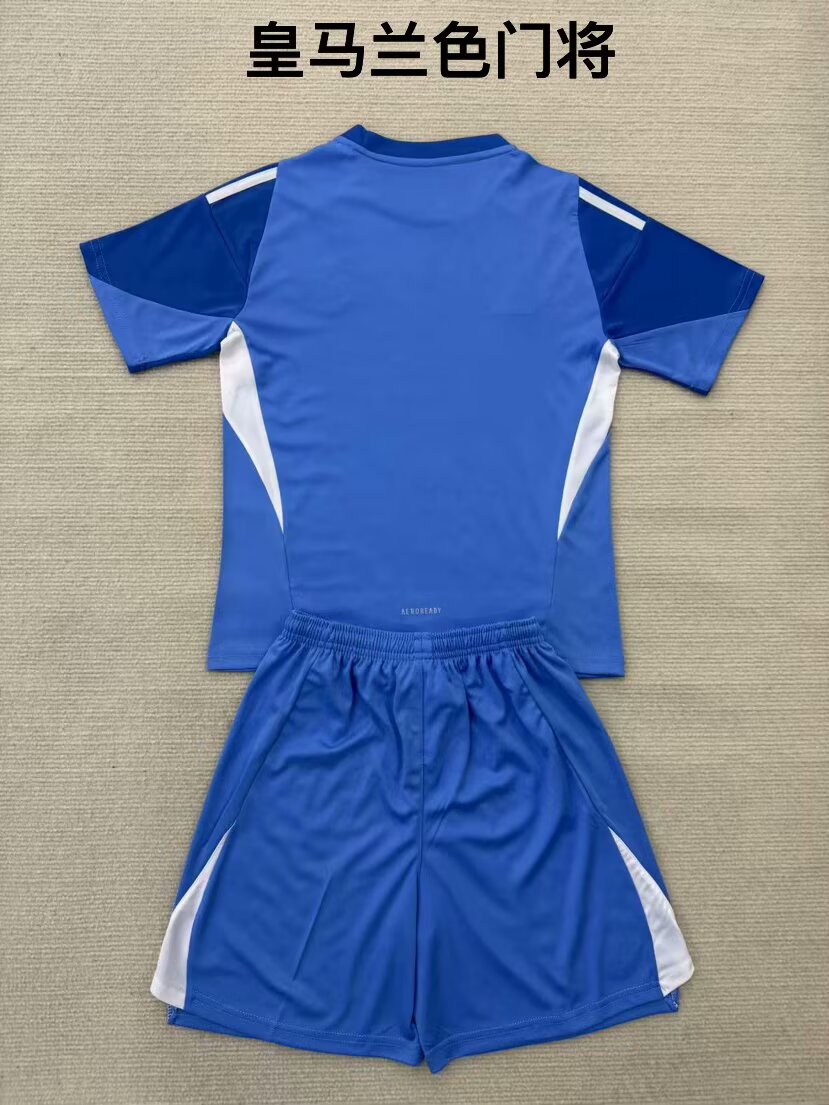 Kids jerseys 2025/2026 Kids Goalkeeper Football Jersey