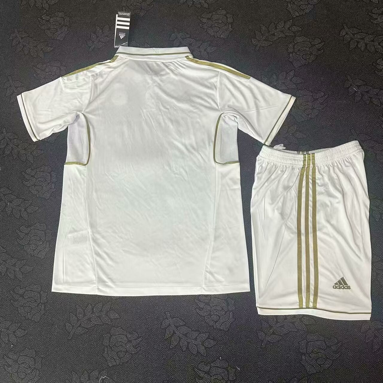 Retro Real Madrid 2011/2012 Home Fan Version Football Jersey