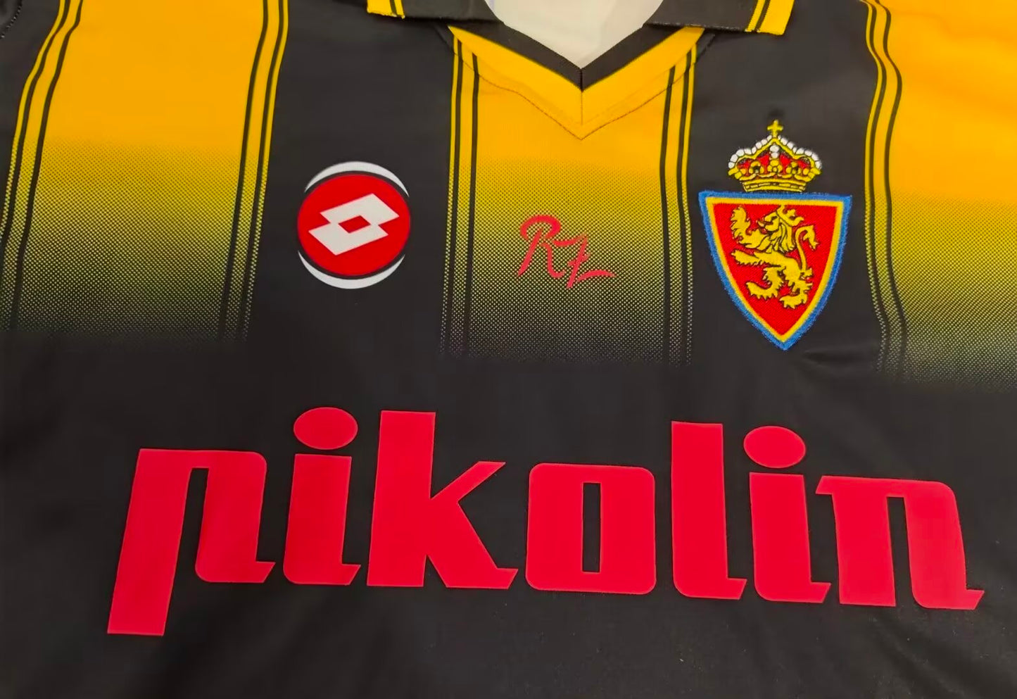 Retro Real Zaragoza Away Jersey 2003-2004