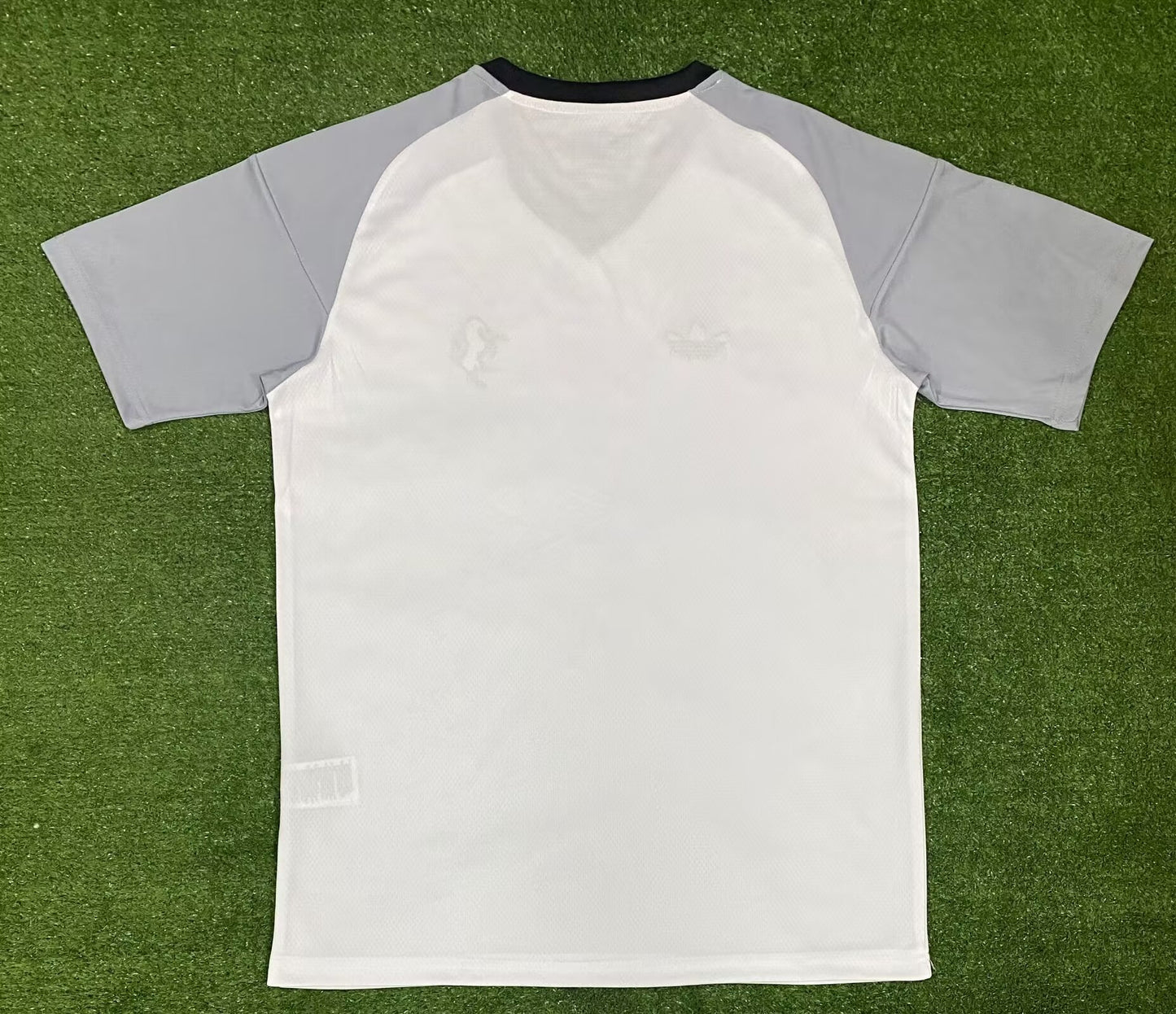 Juventus 2024/2025 Goalkeeper Fan Version Football Jersey