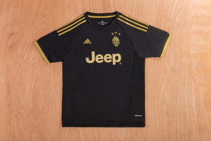 Retro Juventus 2015/2016 Away Football Jersey