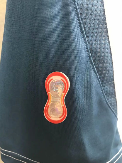 Retro Liverpool 2006/2007 Away Football Jersey