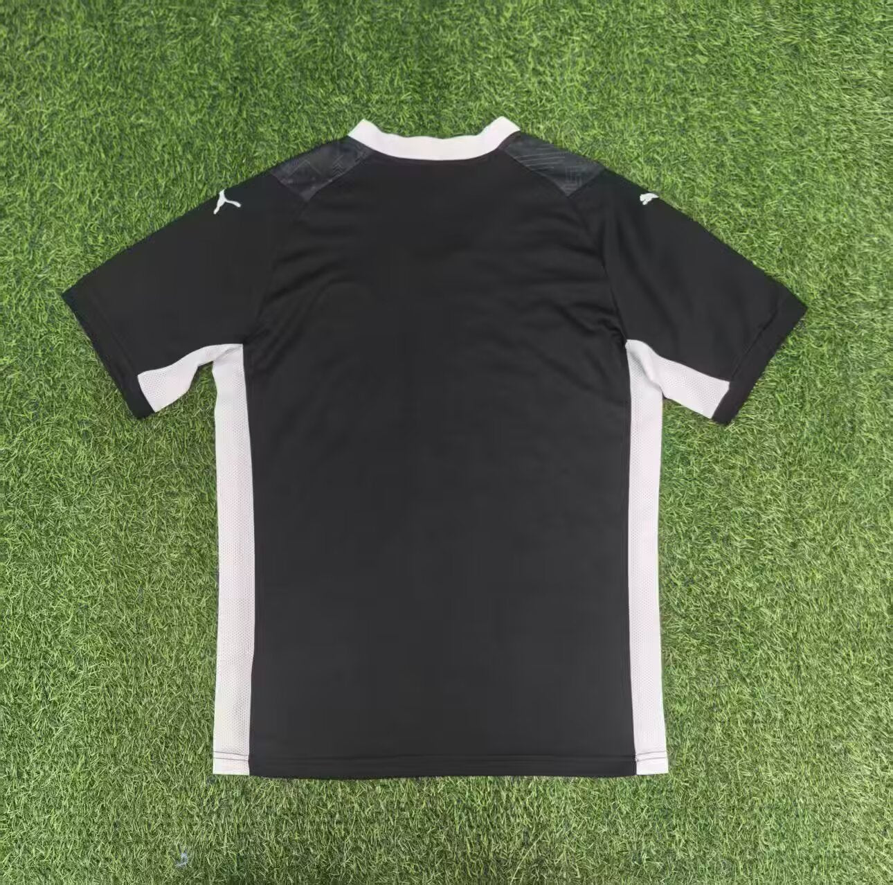 Malaysia 2025/2026 Away Fan Version Football Jersey