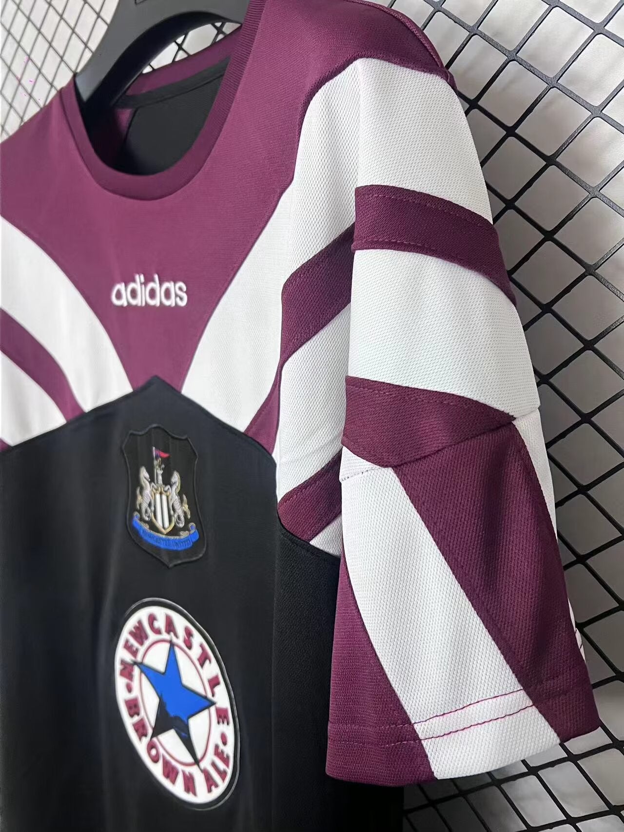 Retro Newcastle United 1996/1997 Fan Version Football Jersey