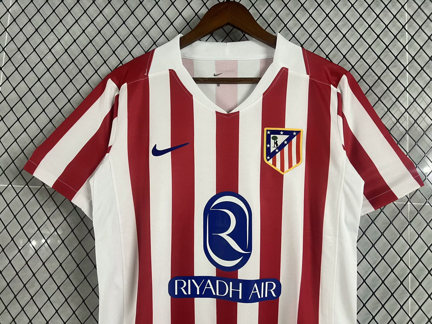 Atlético de Madrid 2025/2026 Home Fan Version Football Jersey