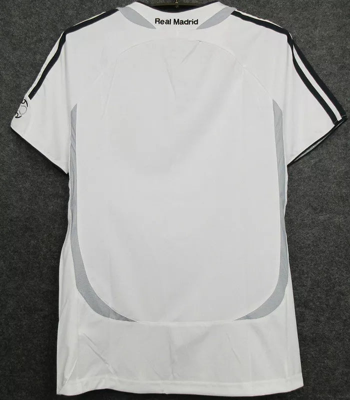 Retro Real Madrid 2006/2007 Home Football Jersey