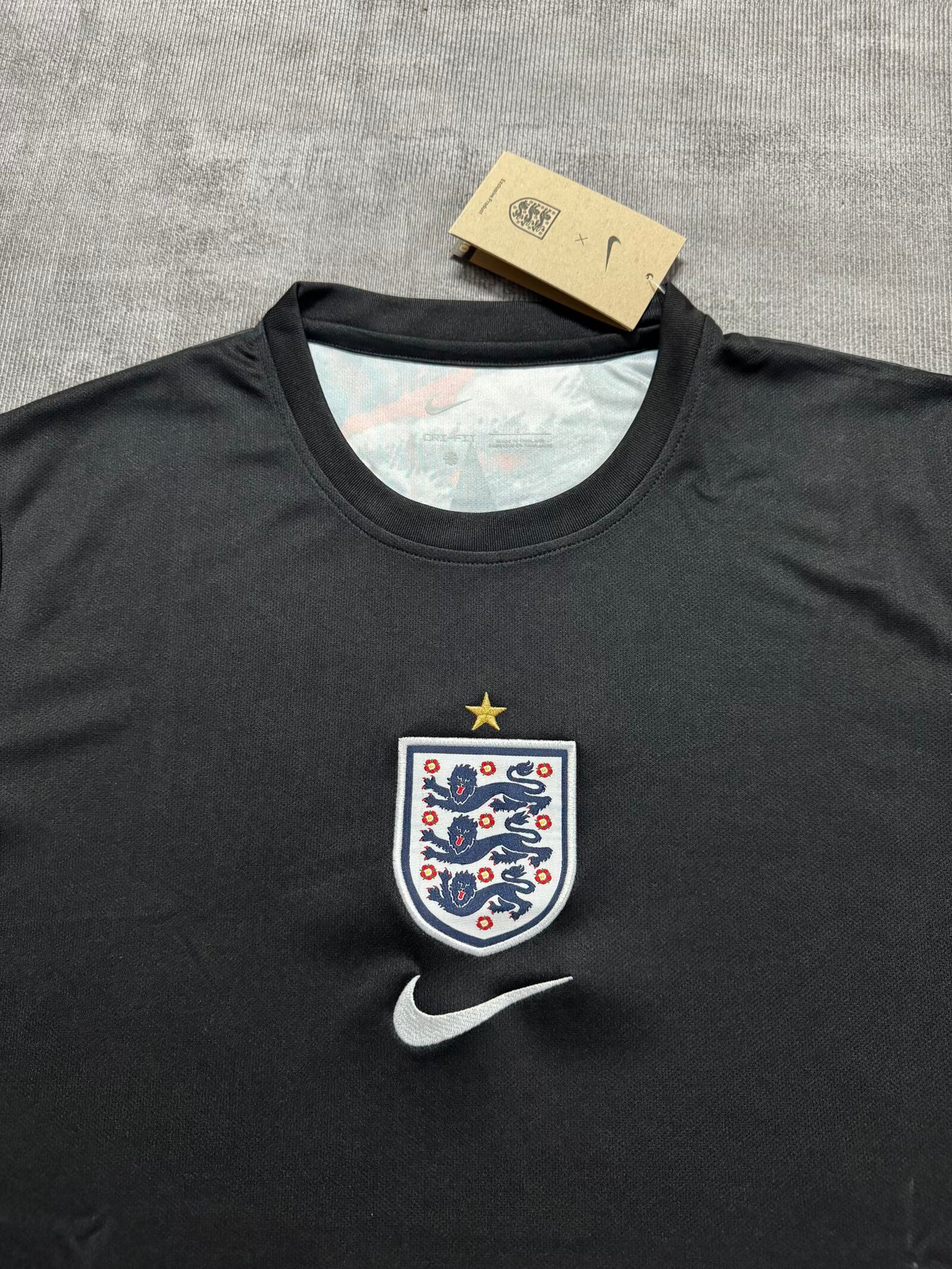 England 2026/2027 Goalkeeper Fan Version Football Jersey