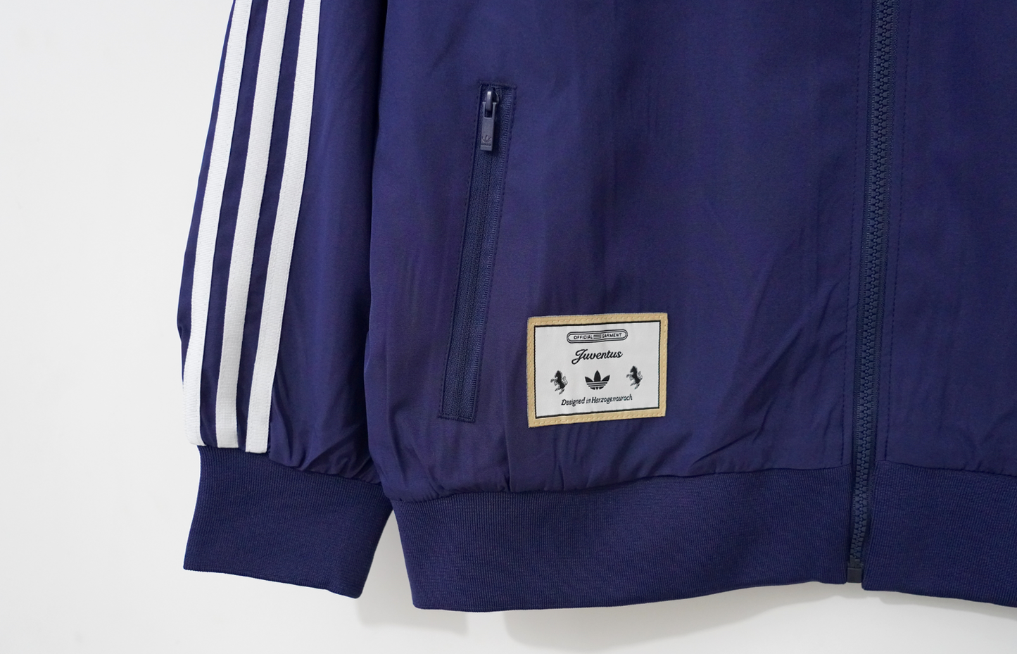 Juventus Windbreaker Purple 2026-2027