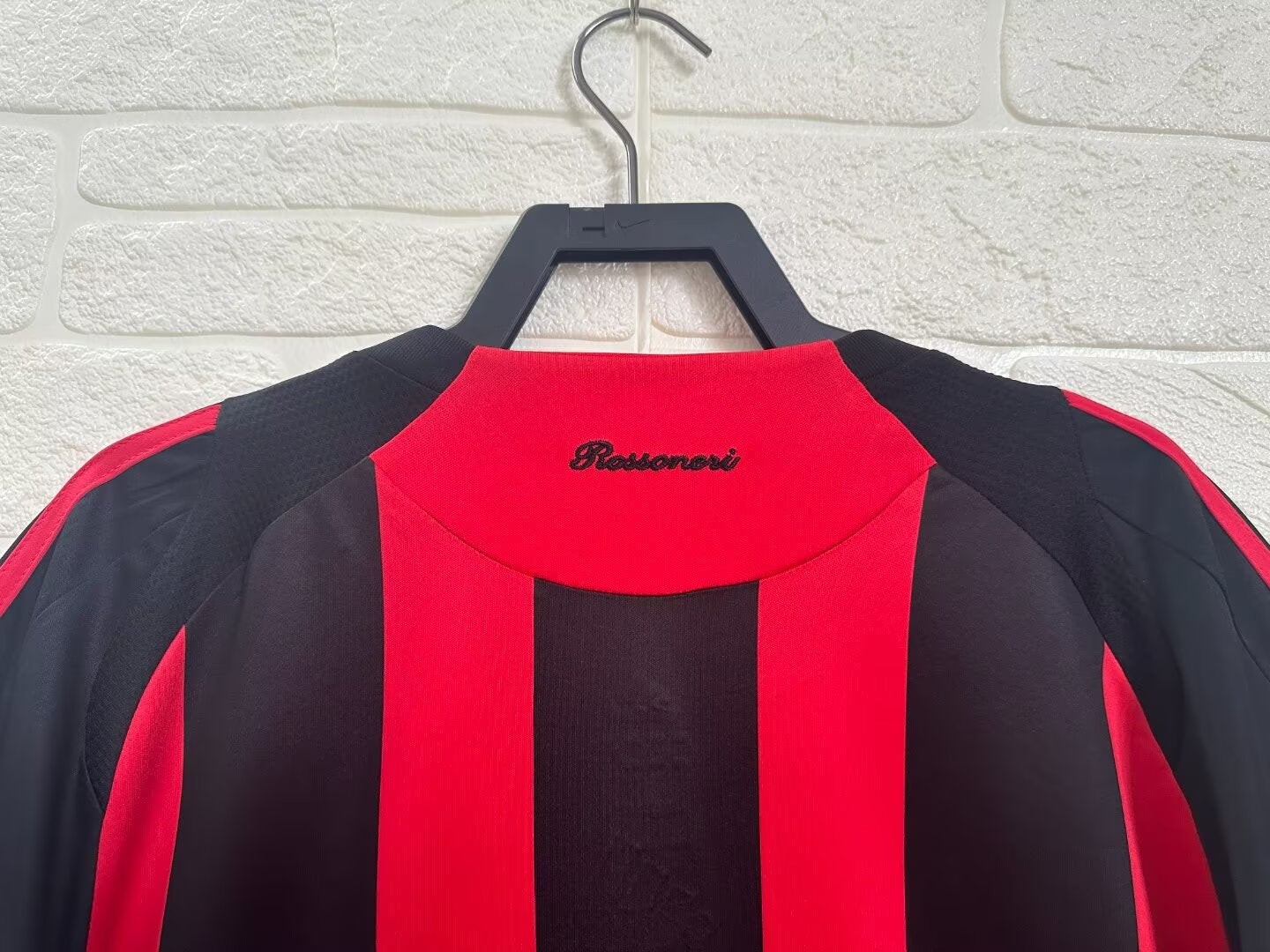 Retro AC Milan 2008/2009 Home Football Jersey