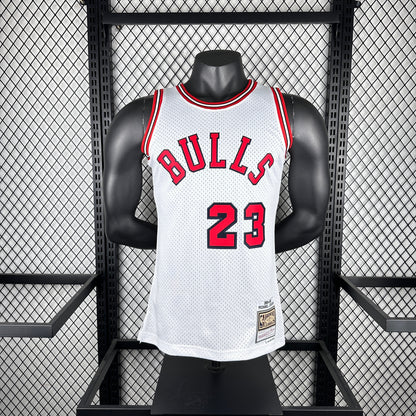 Retro Chicago Bulls 1984/1985 Football Jersey