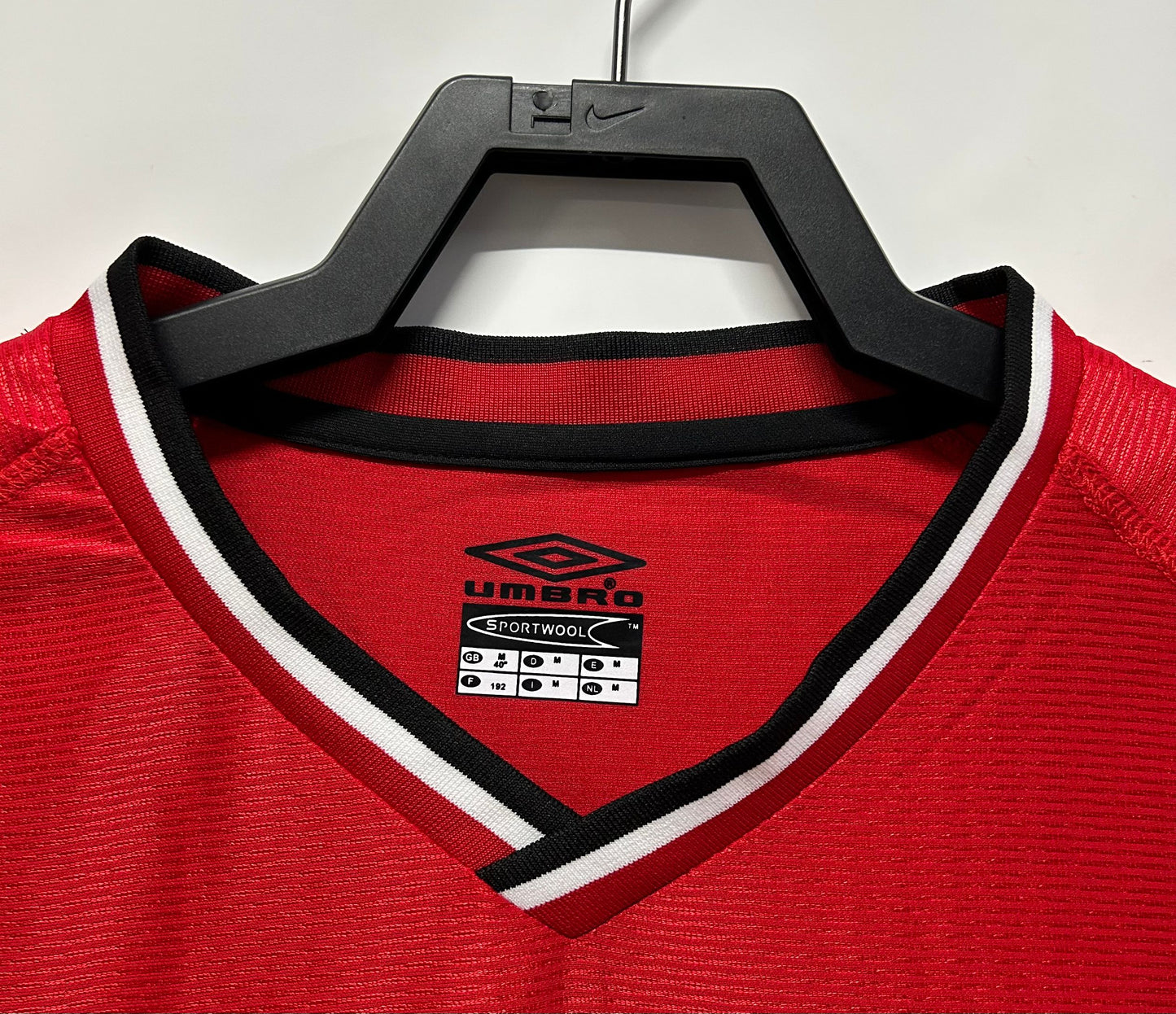 Retro Manchester united 2000/2002 Home Football Jersey