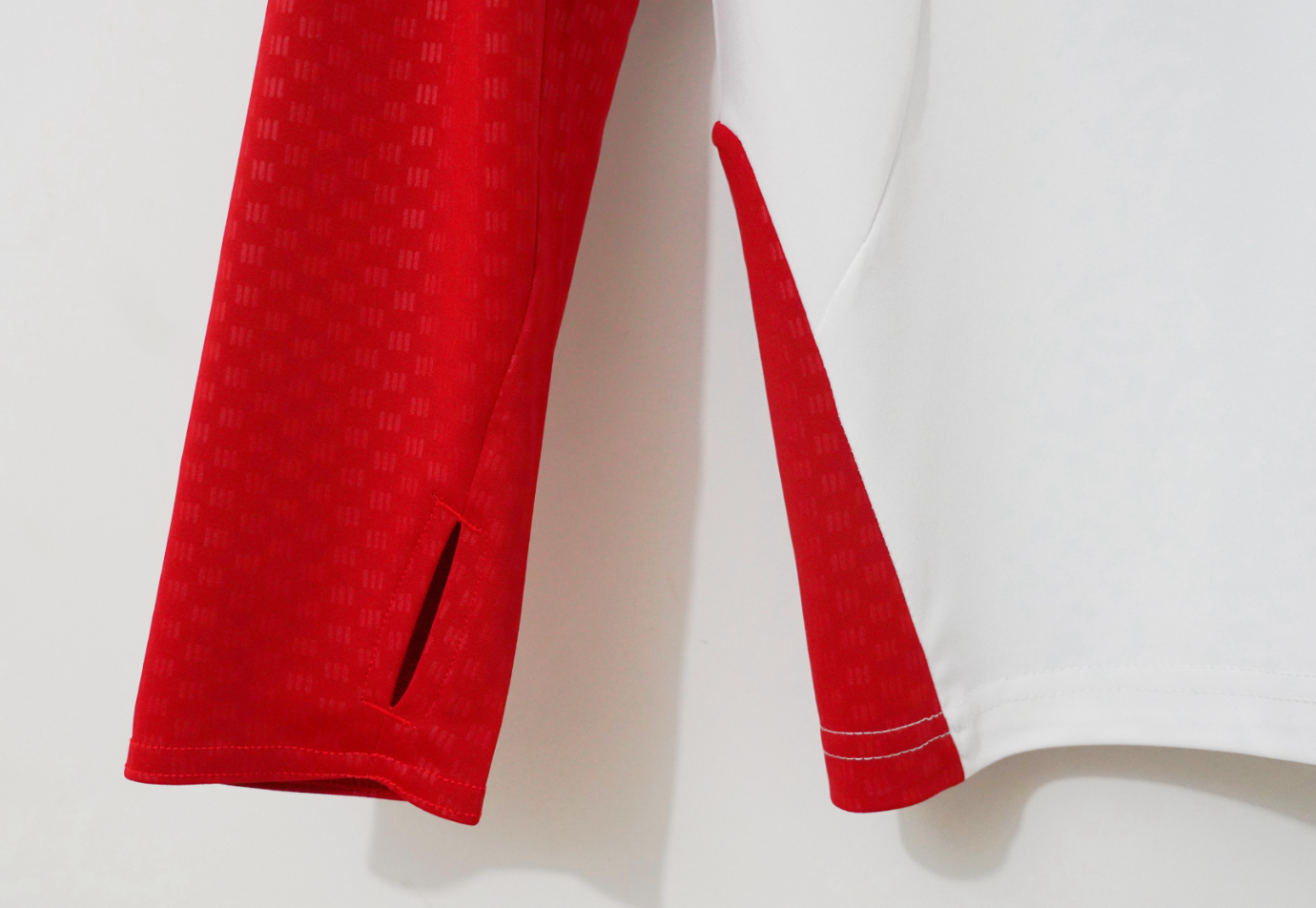 Retro Real Madrid 2006/2007 Fan Version Tracksuit