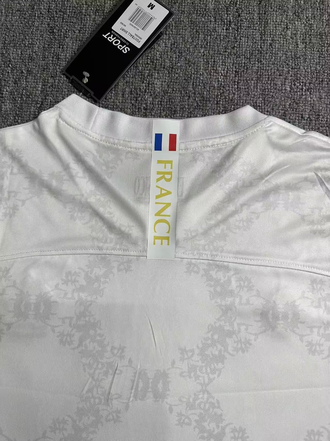 Real Madrid 2024/2025 Fan Version Football Jersey