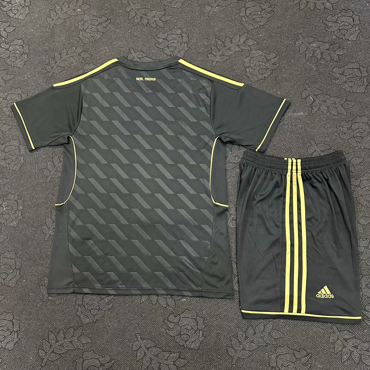 Retro Real Madrid 2011/2012 Away Fan Version Football Jersey