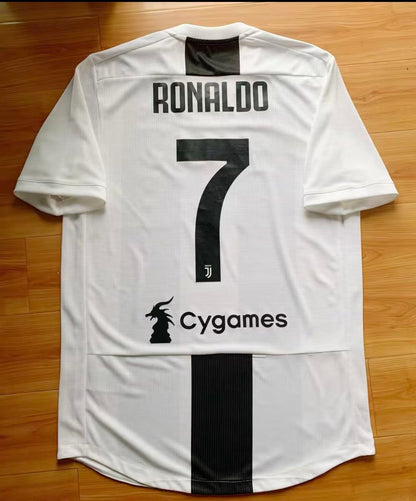Retro Juventus 2018/2019 Home Player Version Football Jersey