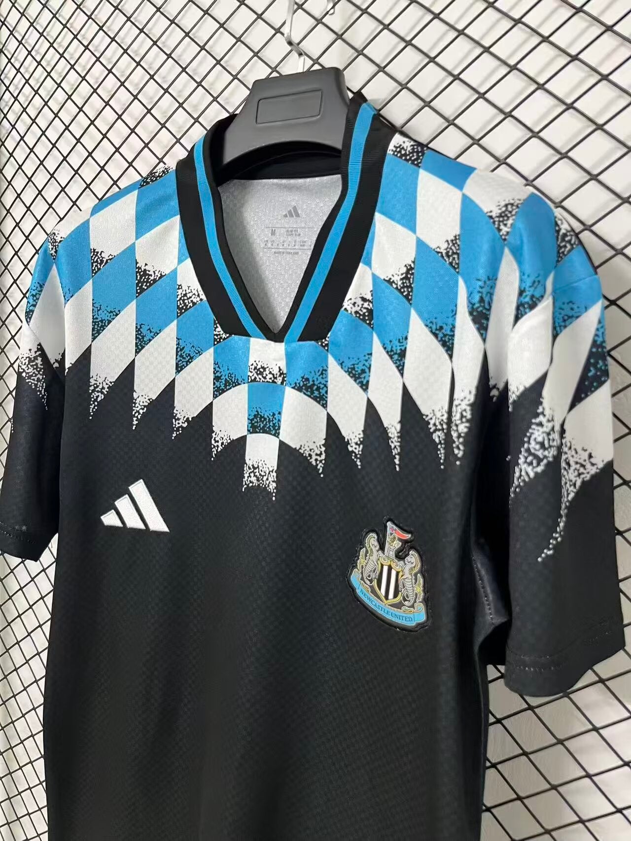 Retro Newcastle United Special Edition 2026/2027 Fan Version Football Jersey