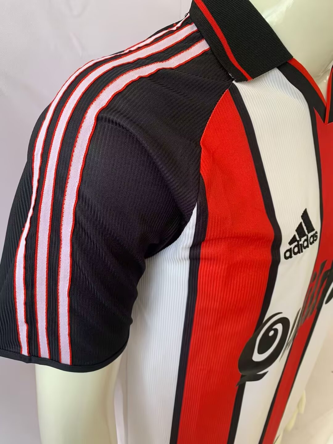 Retro River Plate 2000/2001 Away Football Jersey