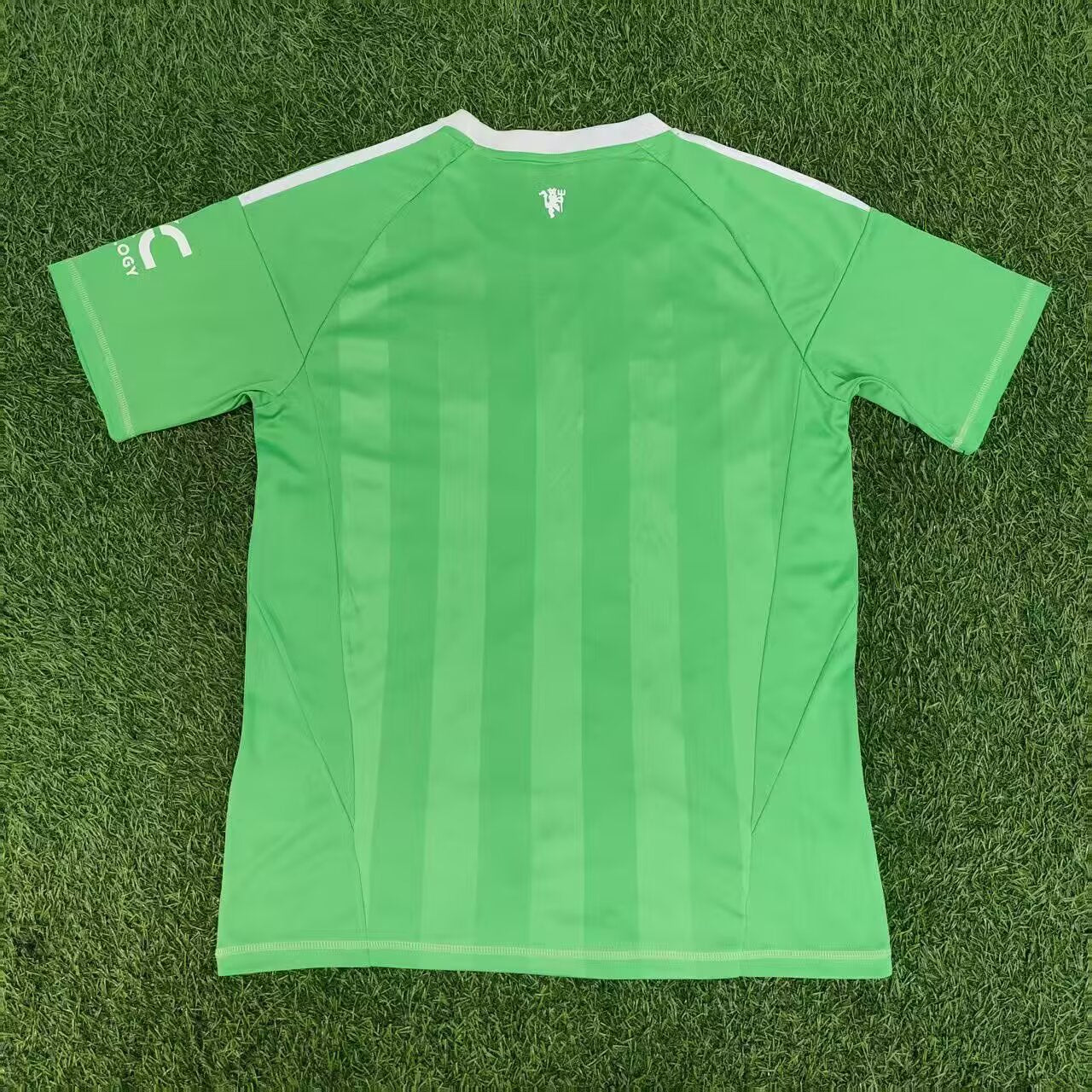 Manchester United 2025/2026 Goalkeeper Fan Version Football Jersey