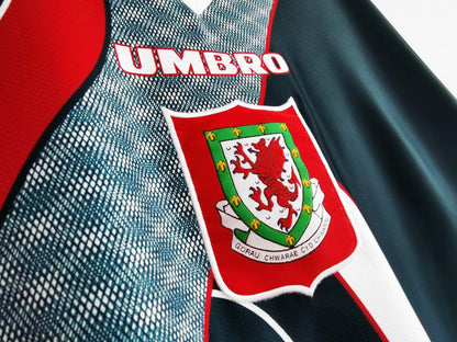 Retro National Team 1994/1995 Away Football Jersey